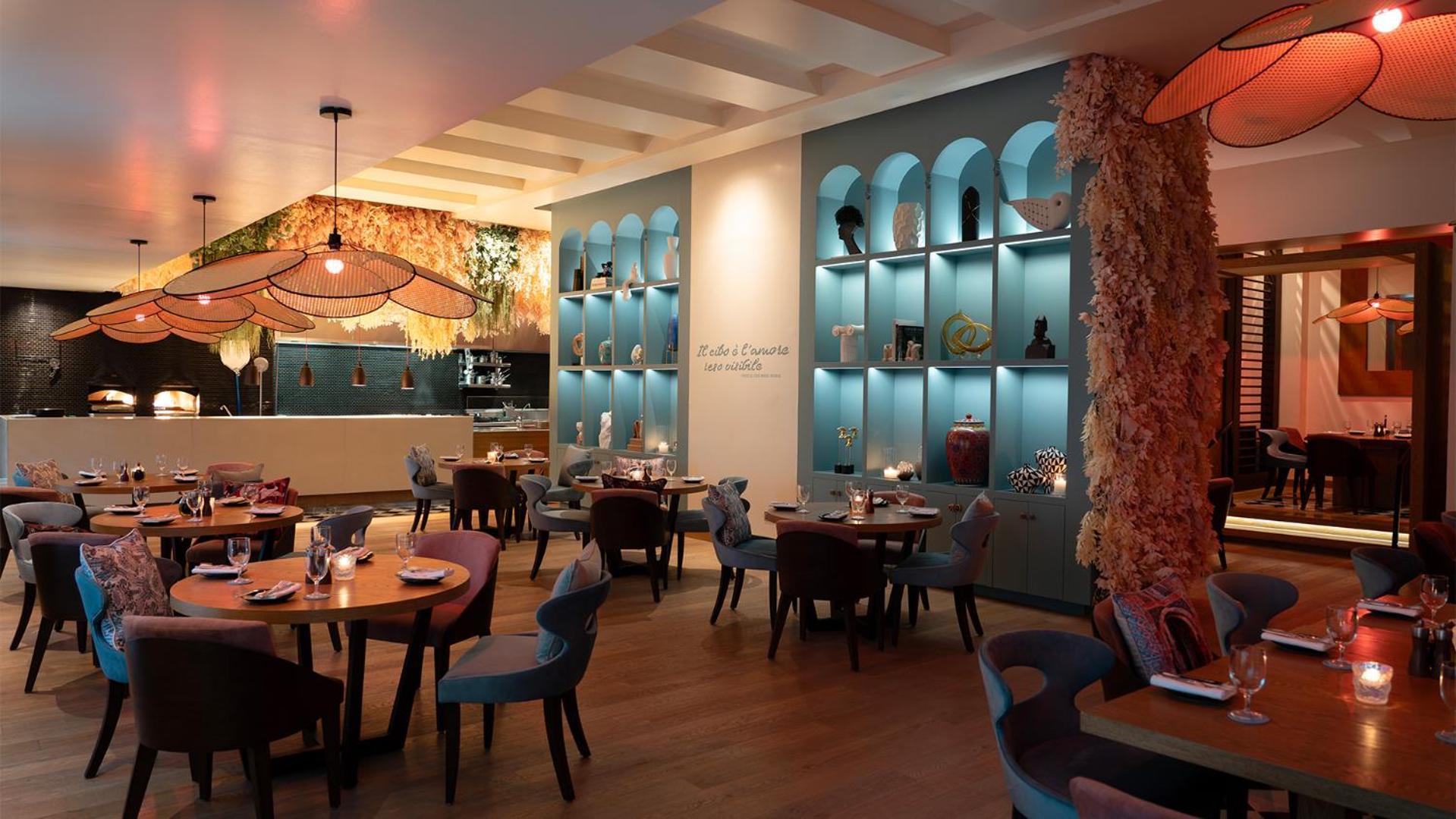 Fairmont Riyadh Exterior photo Interior of the restaurant